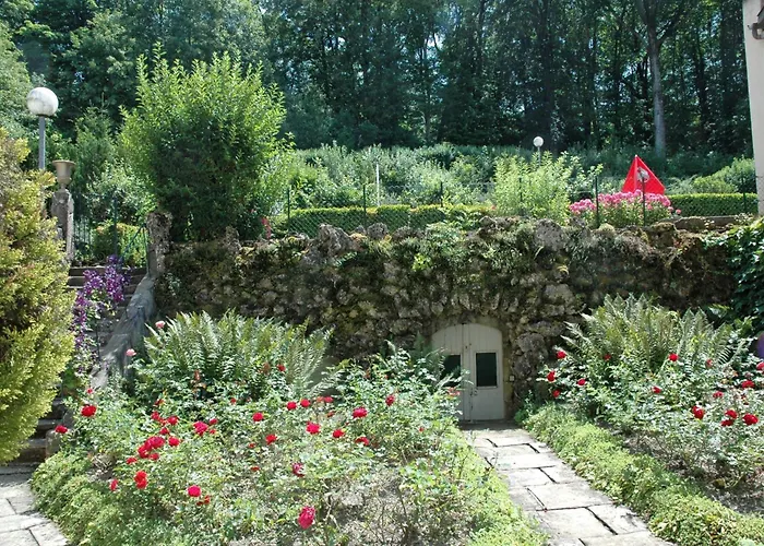 Hotel Et Studios D'Orfeuil