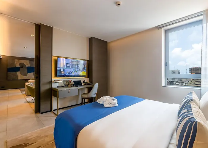 Noom Hotel Abidjan Plateau