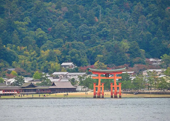 Toyoko Inn Iwakuni Eki Nishi Guchi
