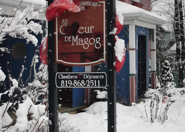 Au Coeur De Magog Bed & Breakfast