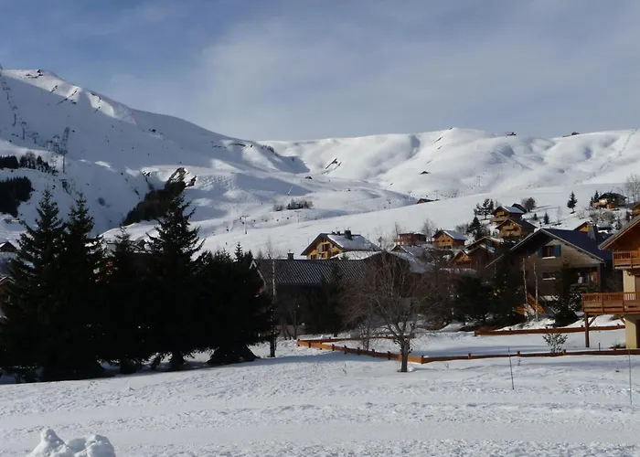 Chalet-Hotel Le Beausoleil, The Originals Relais