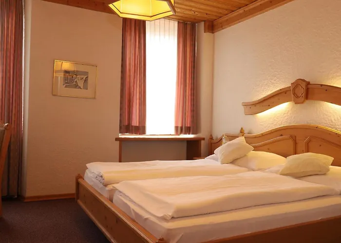 Hotel-Restaurant Weisses Kreuz