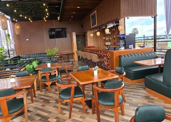 La Beila Hotel Meru