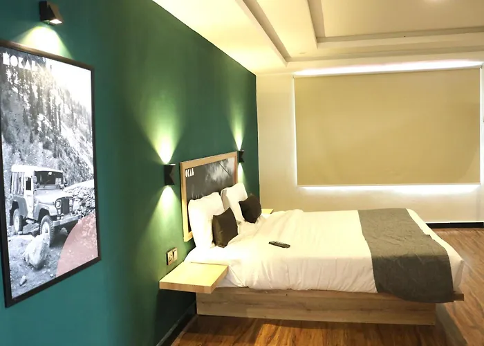 Lokal Rooms X Naran Kunhar River