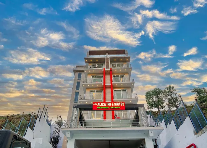 Aliza Inn And Suites By Srs Hotels