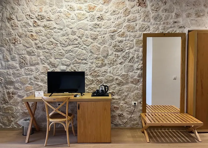 Valta Hotel