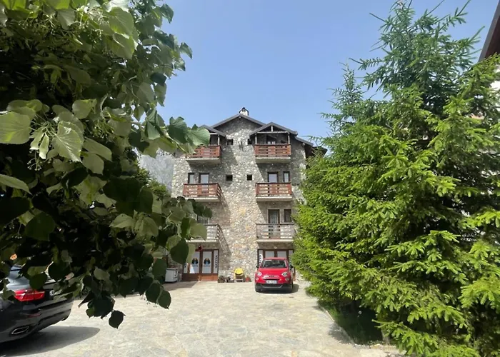 Natyra Balcony