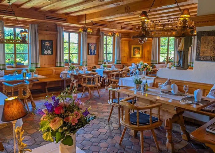 Hotel Restaurant Vinothek LAMM
