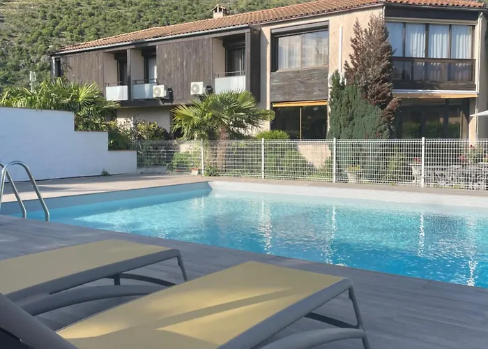 Hotel Pyrene