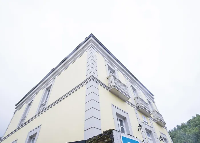 Hotel Triacastela