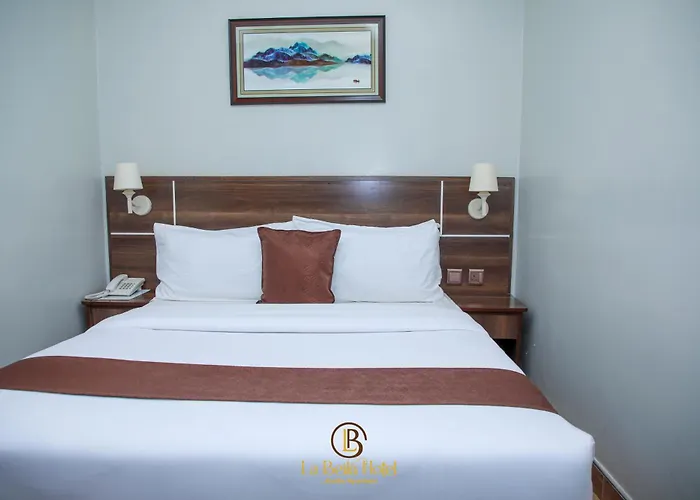 La Beila Hotel Meru