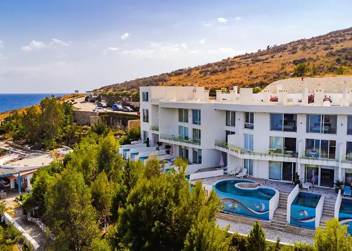 Stone Beach Residence