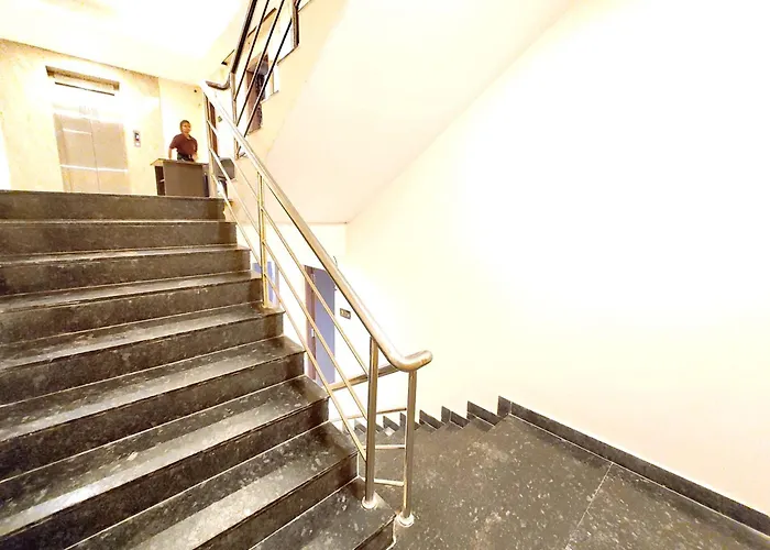 Hotel Grand Resort Puri হোটেল গ্র্যান্ড রিসোর্ট পুরী - Swimming-Pool-And-Garden, Near-Sea-Beach-And-Temple Fully-Air-Conditioned-Hotel With-Lift-Parking-And-Restaurant-Facility - A Luxury Collection Of Hotel - Best Hotel In Puri