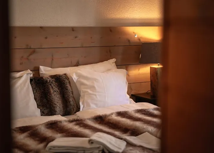 Champoussin Lodge