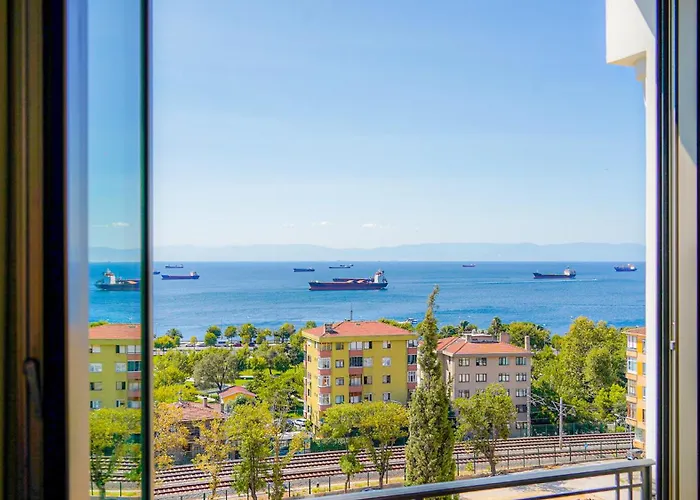 The Grand Mira Hotel