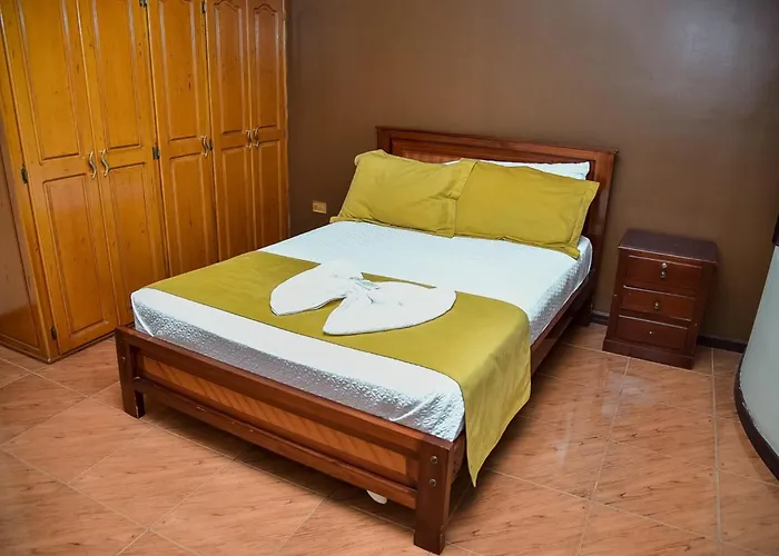 Hotel Miraflores