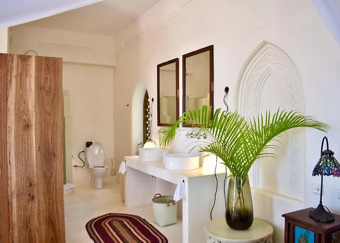 Qambani Luxury Resort