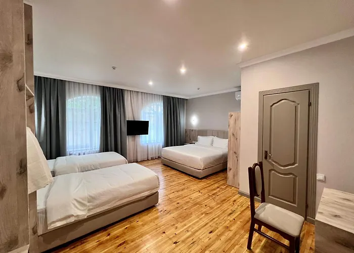 Green Hotel