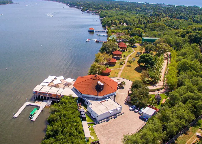 Las Ceibas Resort