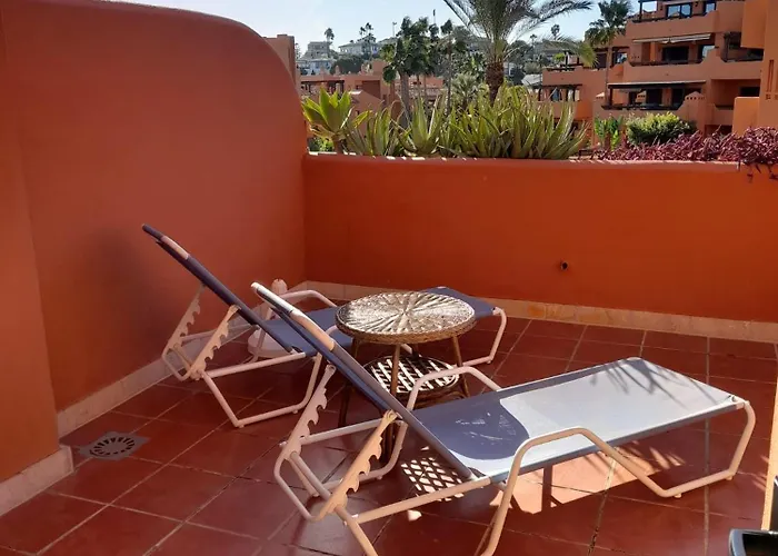 APARTAMENTO DUPLEX con piscinas y MARAVILLOSAS VISTAS AL MAR