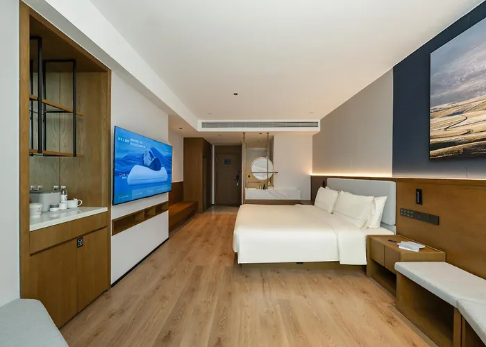 Atour X Hotel Xiamen Railway Station South Plaza
