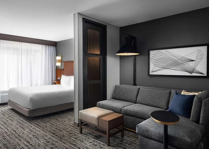 Hyatt Place Chantilly Dulles Airport South