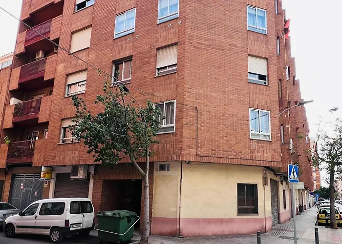 La Familia Con Parking Gratuito