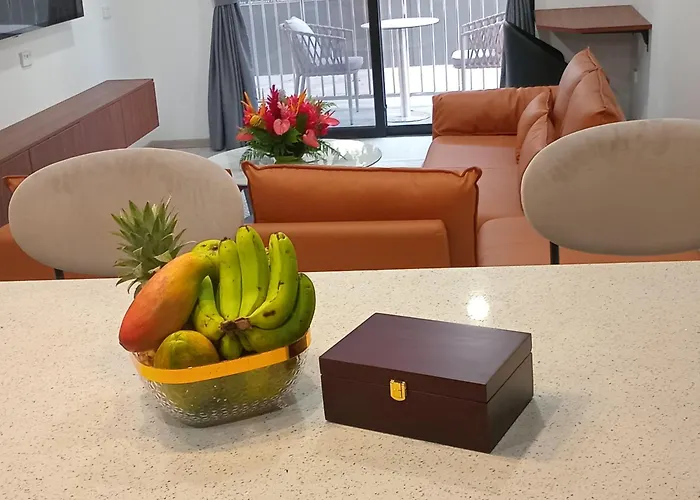 Hibiscus Suites And Residences
