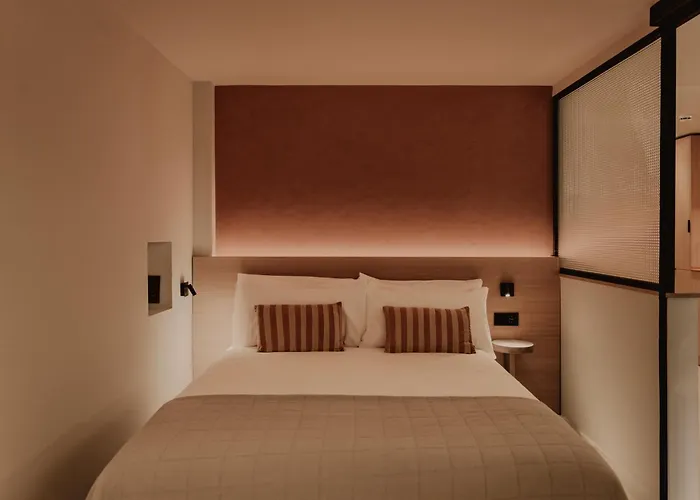 Pau Suites
