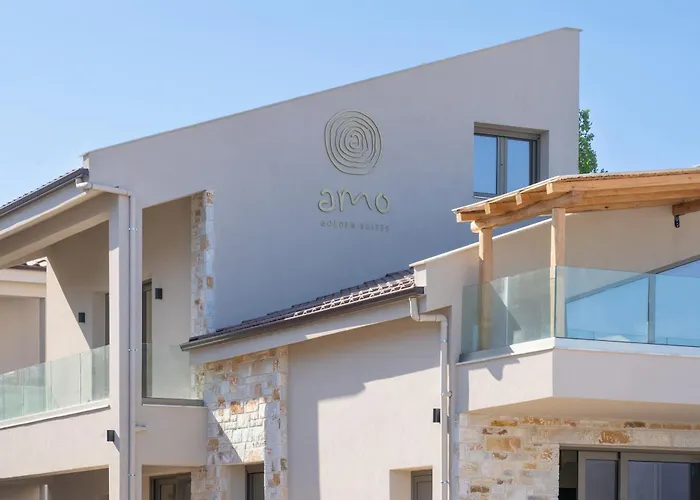 Amo Golden Suites