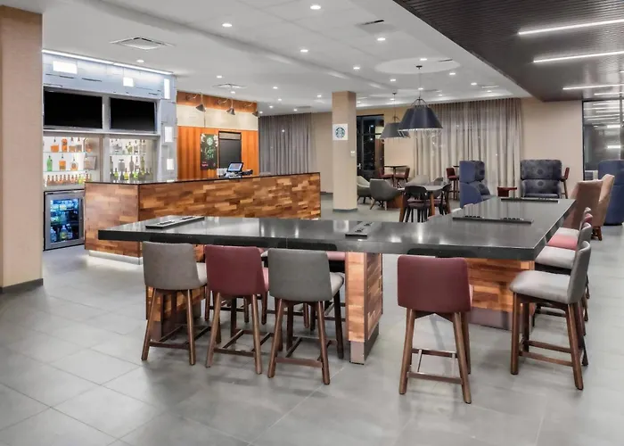Courtyard By Marriott East Lansing Okemos