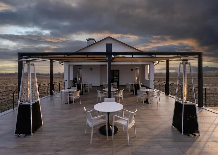 Eclipse Winery Boutique Hotel