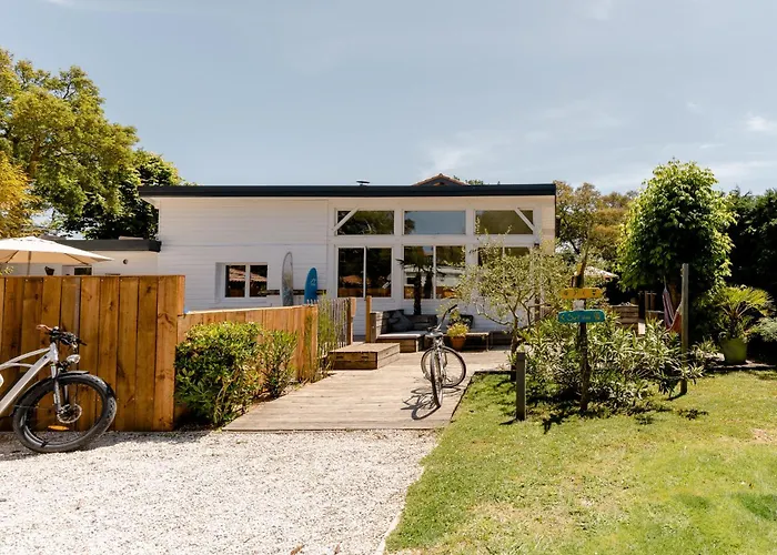 Board 'N Breakfast