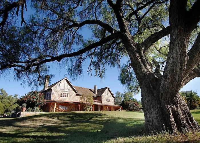 Mukima Manor