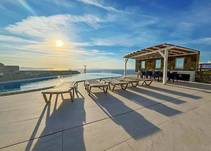 White Rock Suites & Villas
