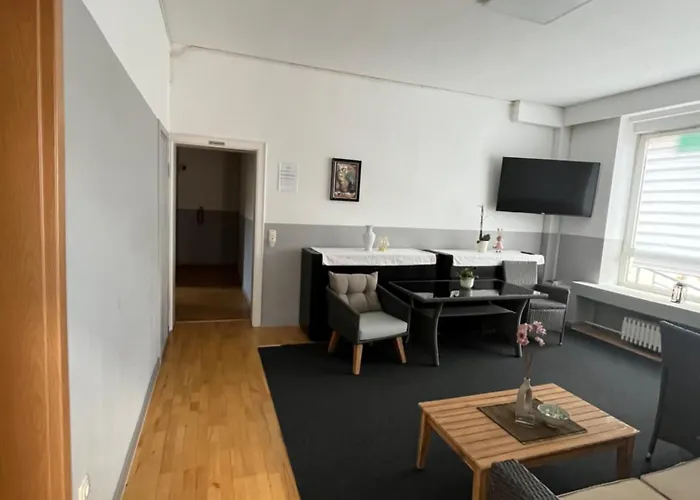 Doppelzimmer-Bad-Kühlschrank-Tv-19