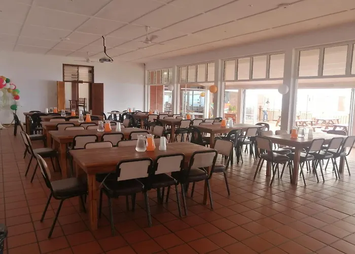 Trashaven - Seaside Haven Backpackers Hotel Durban