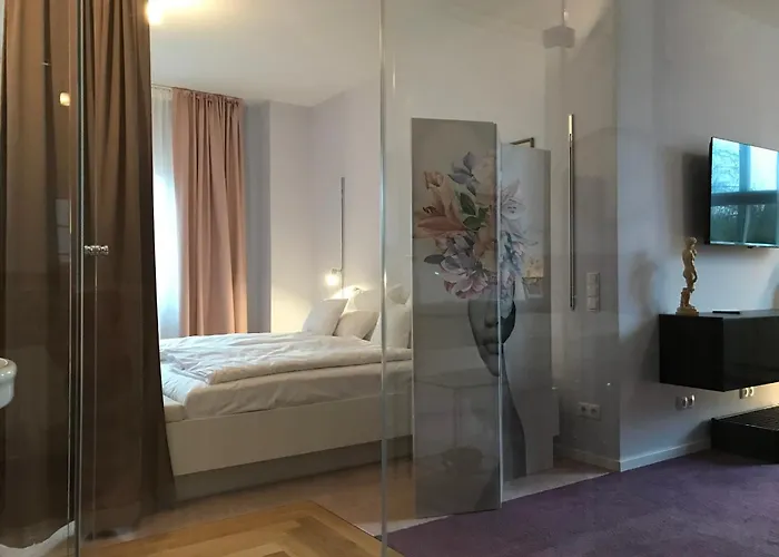 Levres Hotel