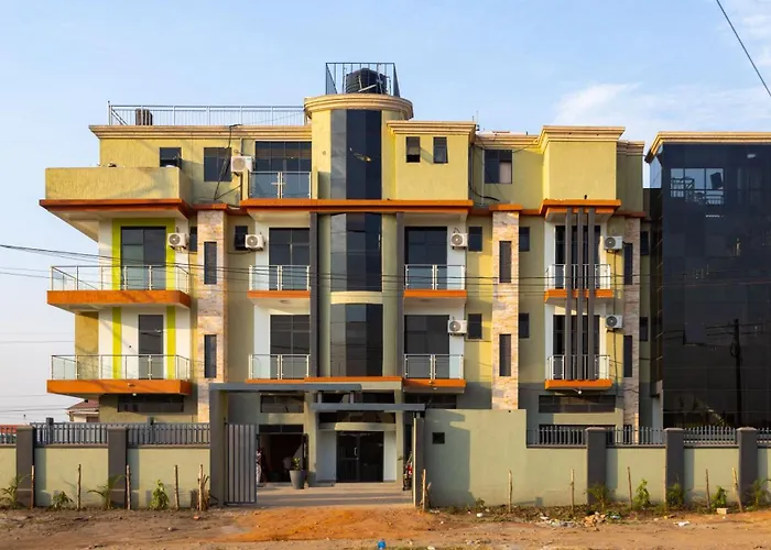 Ngabu Hotel