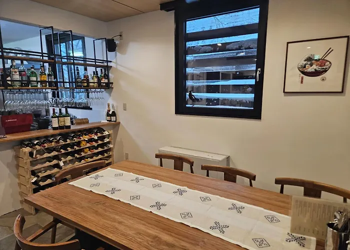 Kasasagi Lodge, Madarao