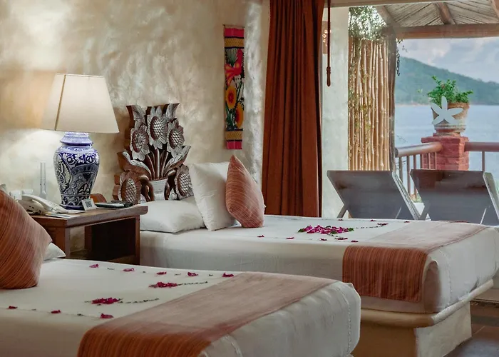 Hotel Aura Del Mar Zihuatanejo