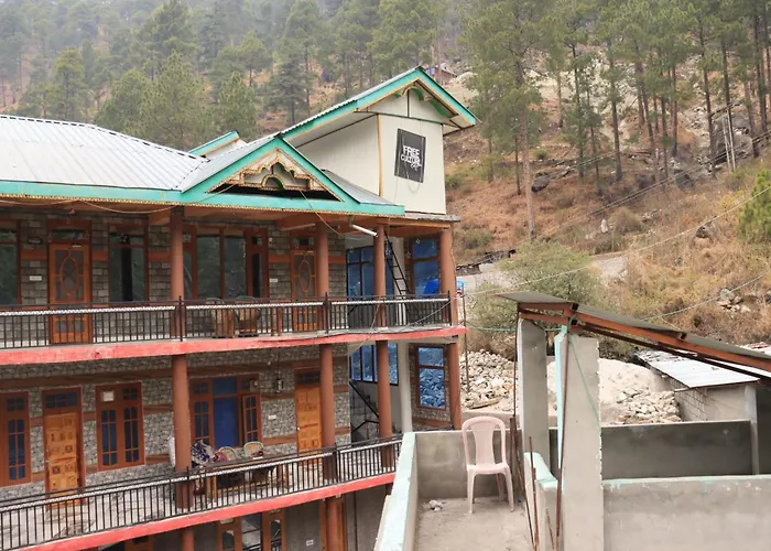 Chalo Chhalal Hotel & Cafe