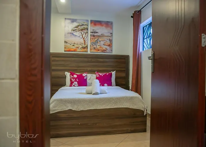 Byblos Hotel-Sky Osu