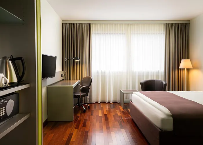 Holiday Inn Zürich Messe, an IHG Hotel