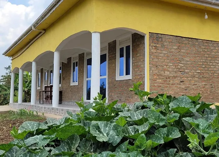 Kamengo Cottages
