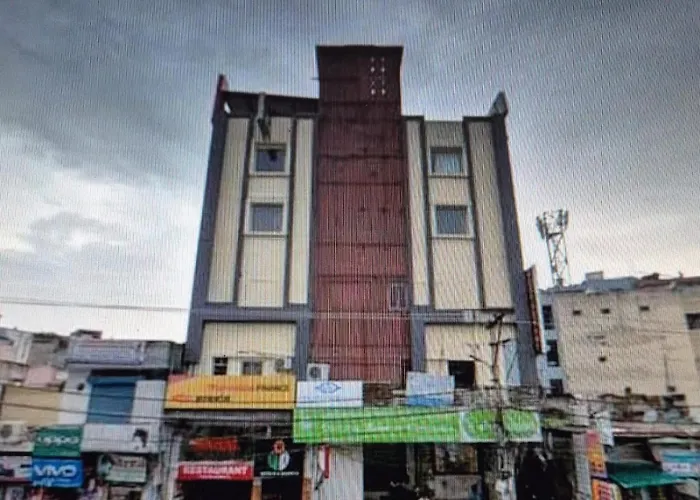 Royal Residency