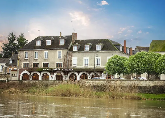 Grand Hotel Saint-Aignan