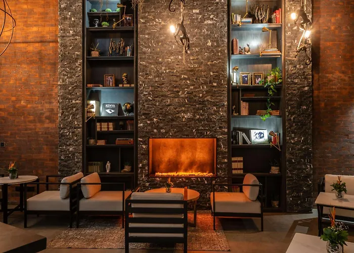 Kwetu Nairobi, Curio Collection By Hilton