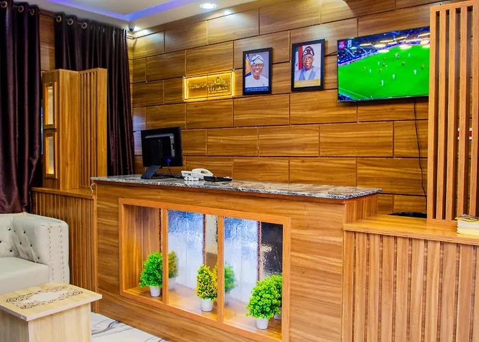 Del Migos Hotel & Suites