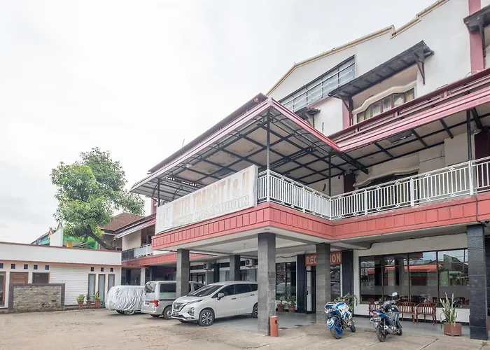 Hotel O Transit 2